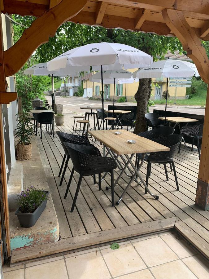 Hotel Restaurant Des Lacs Chaux-des-Crotenay Екстериор снимка